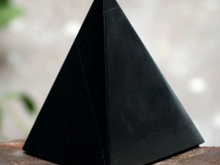 Black Night of Peace Onyx Pyramid Sculpture Handmade in Peru (Large) Cheap