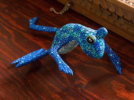 Blue Oaxaca Frog Alebrije Style Frog Figurine Wood Sculpture Crafted by Hand For Discount