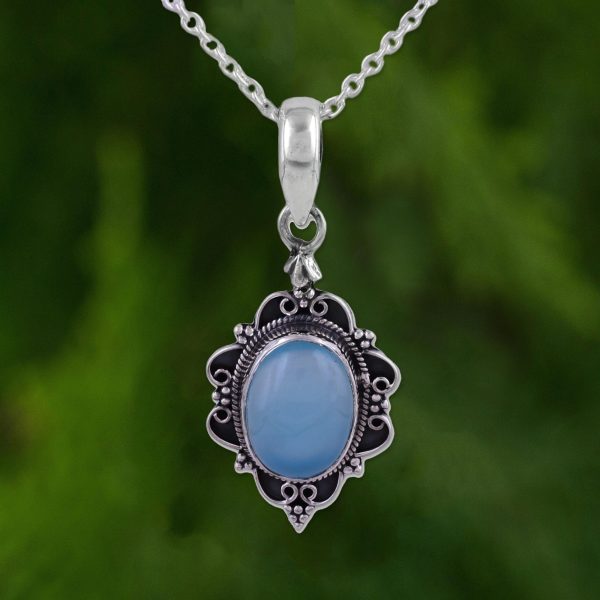 Blue Damsel Oval Shaped Chalcedony and Sterling Silver Pendant Necklace Supply